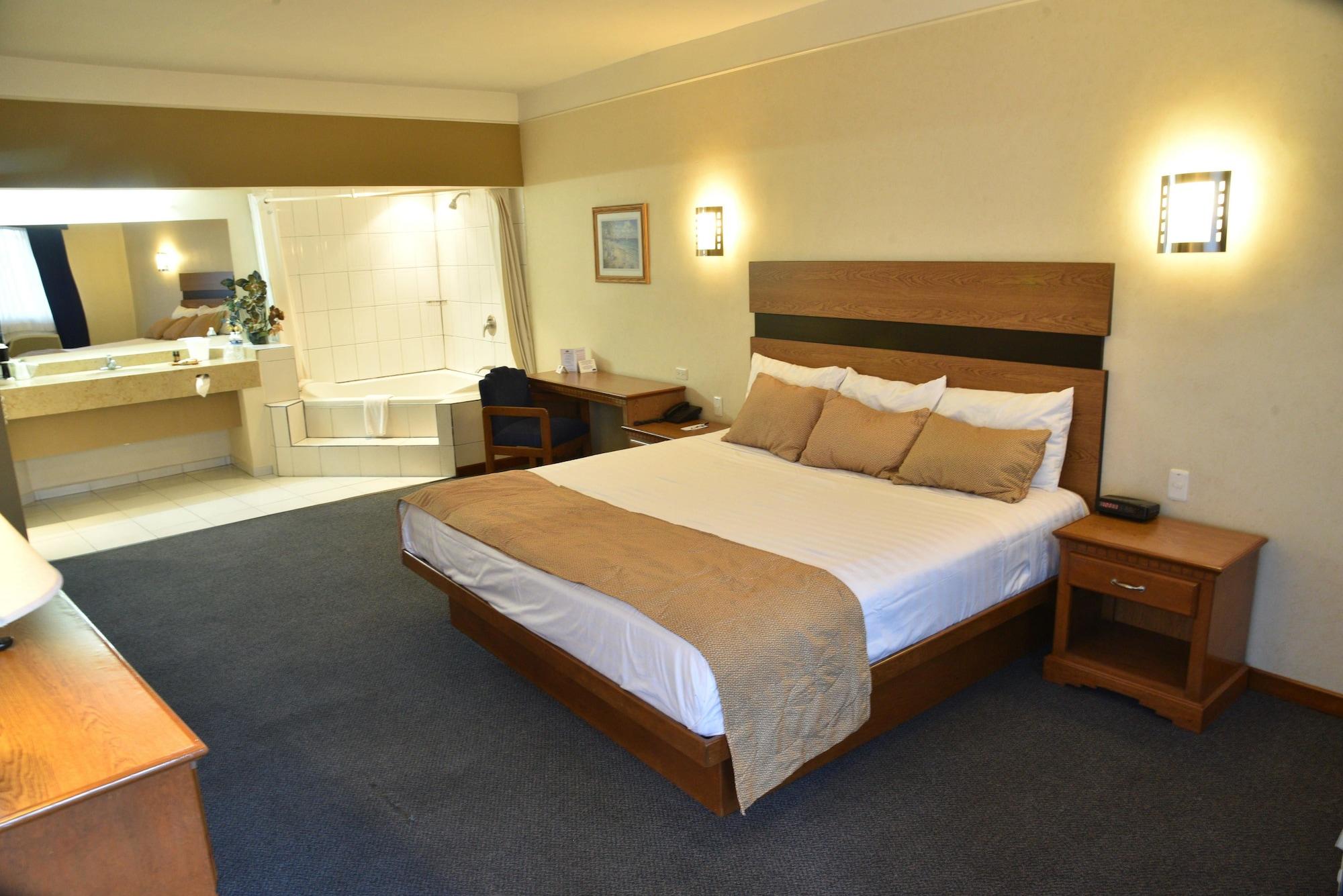 American Inn Hotel & Suites Parral Dış mekan fotoğraf