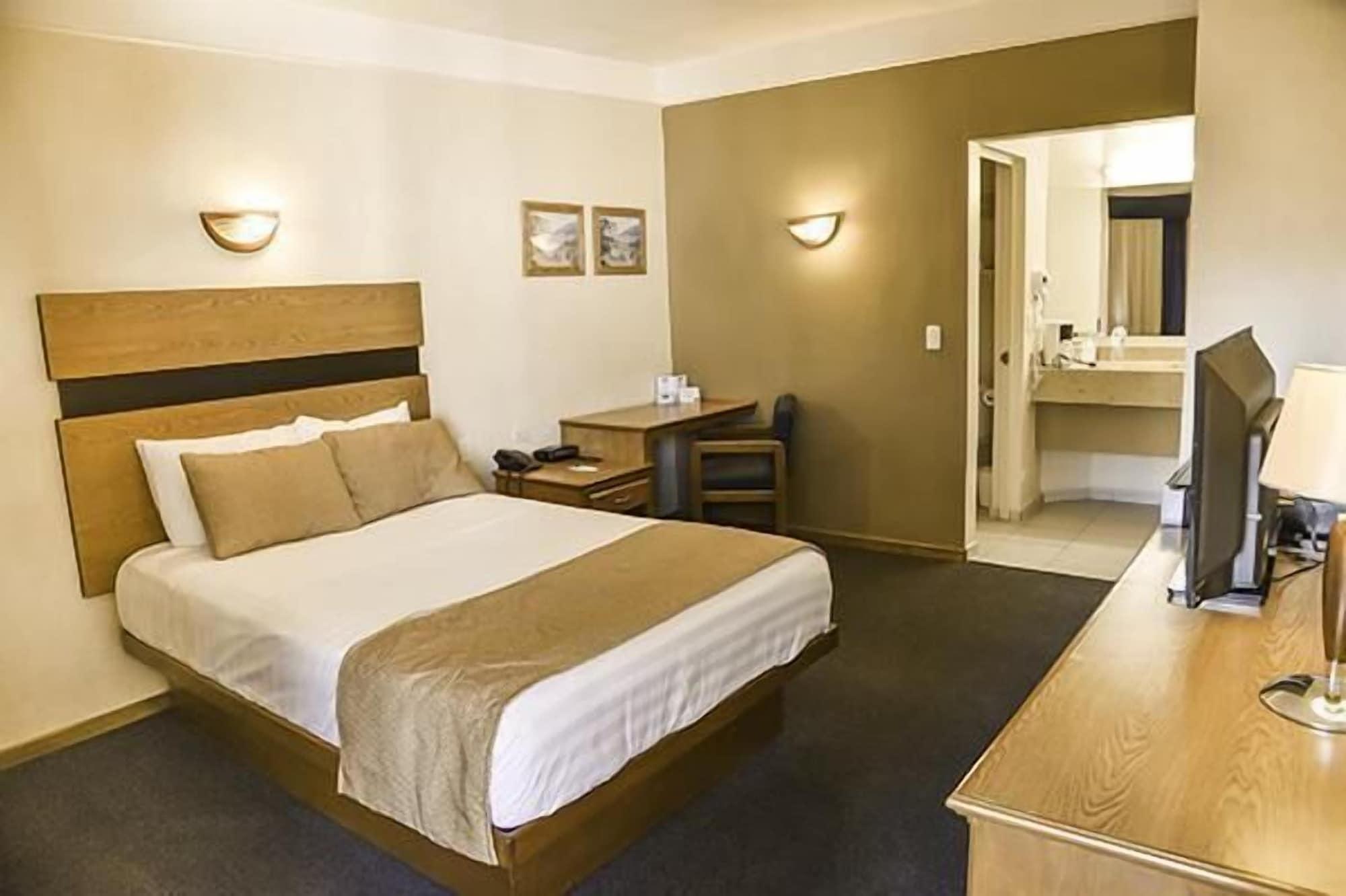 American Inn Hotel & Suites Parral Dış mekan fotoğraf