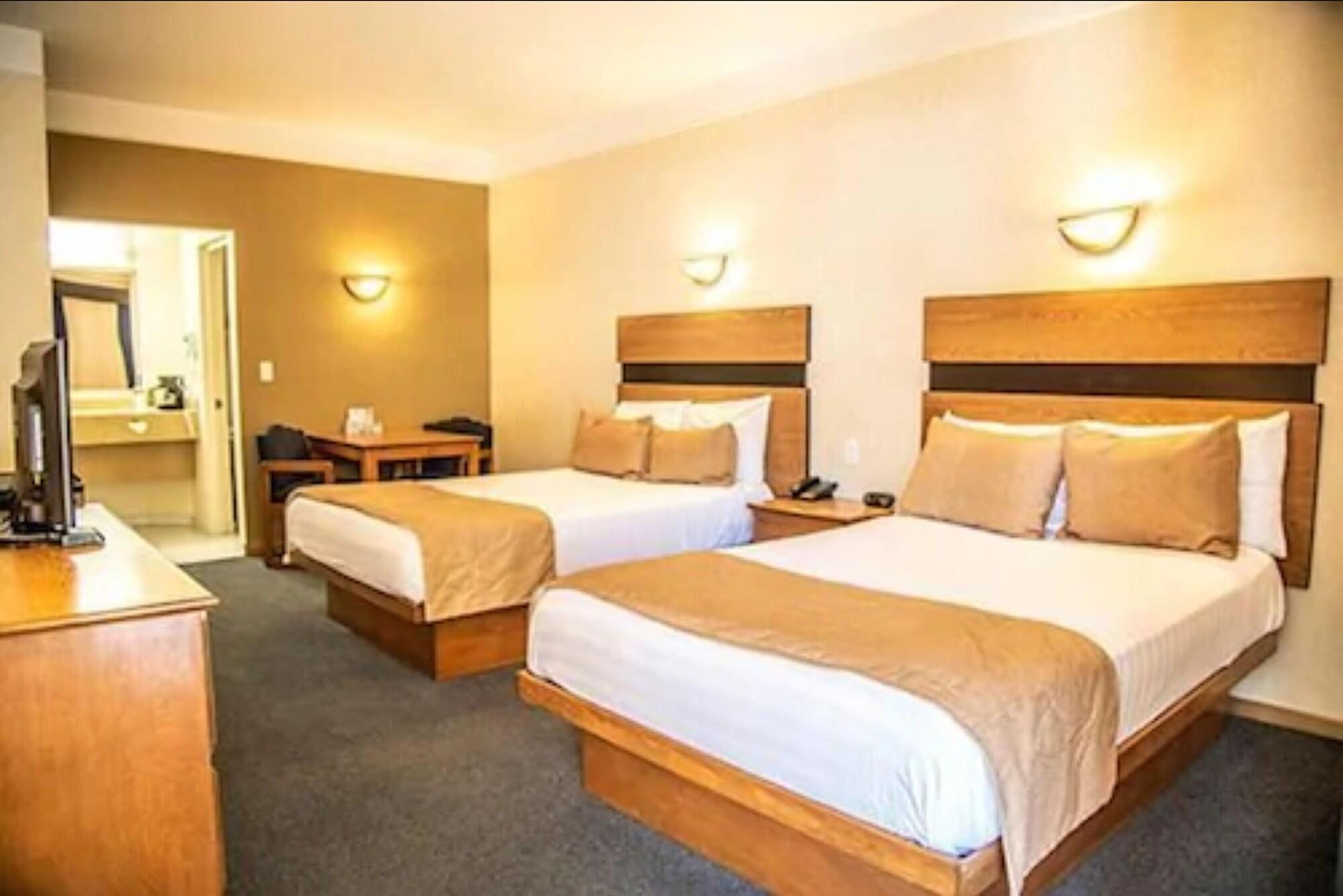 American Inn Hotel & Suites Parral Dış mekan fotoğraf